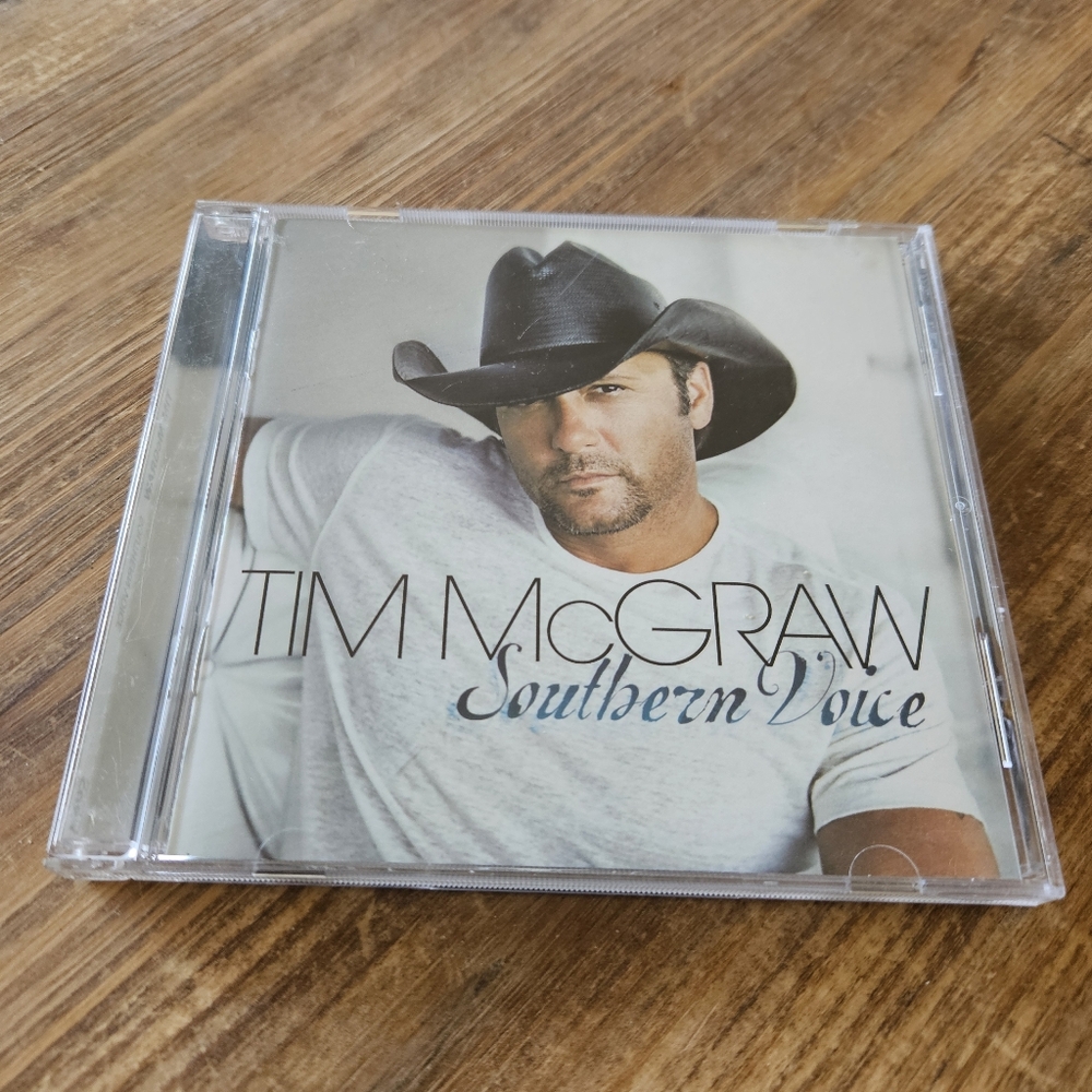 Southern Voice Black and White CD